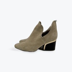 Latigo Suede Cutout Block Heel Ankle Booties‎ Taupe Size 7.5M